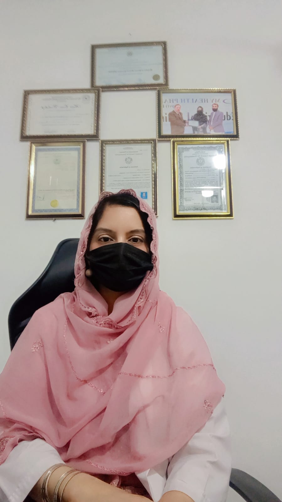 Dr. Kahkashan Naseer